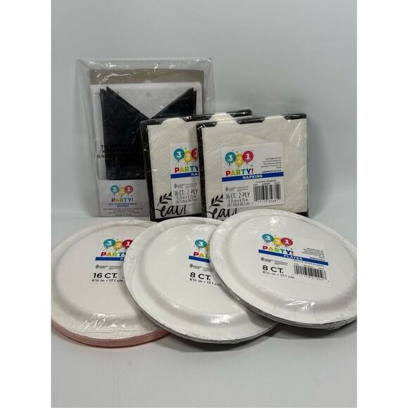 D3  Party Decorations- 6 piece banner, plates and napkins - Picture 2 of 2